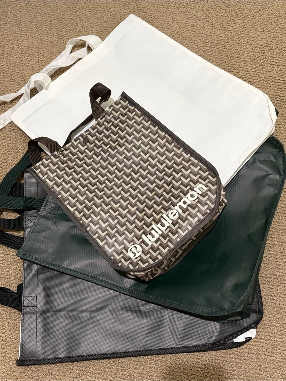 4 lululemon bags